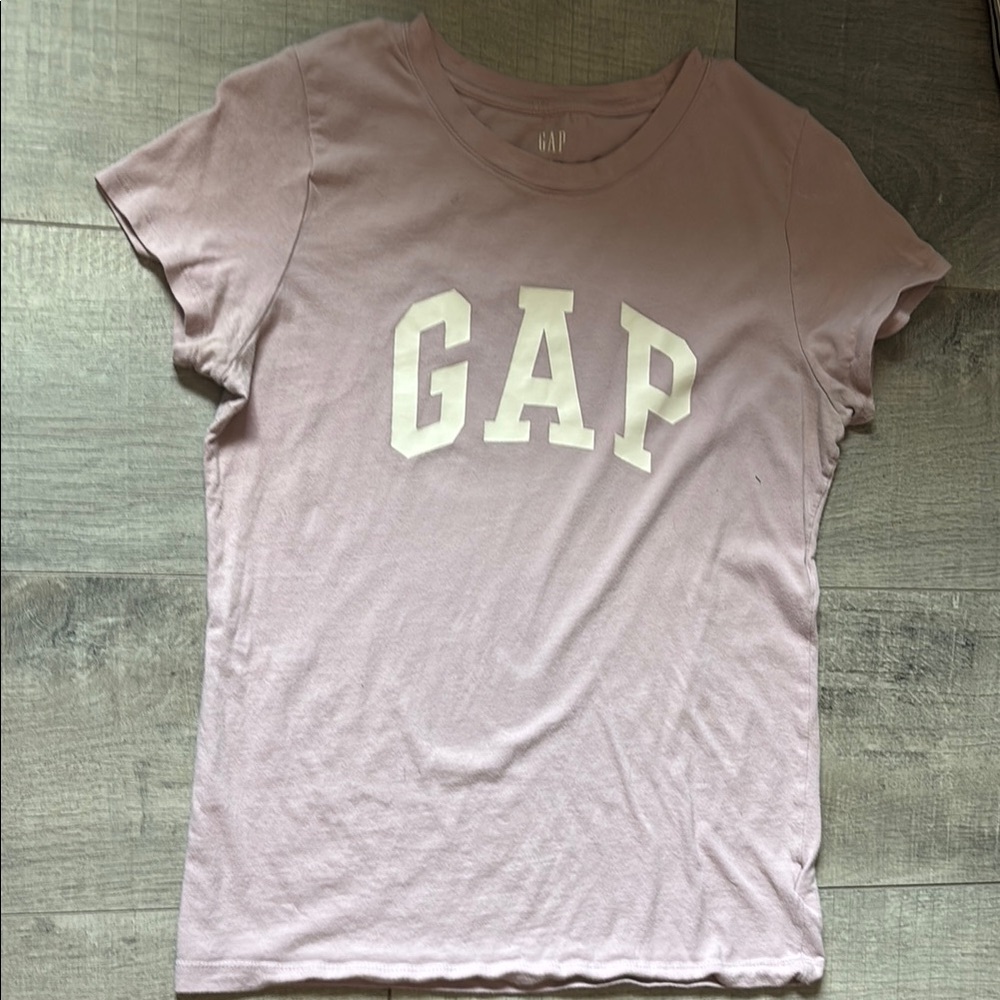 GAP Pink Short Sleeve T-Shirt Classic Style